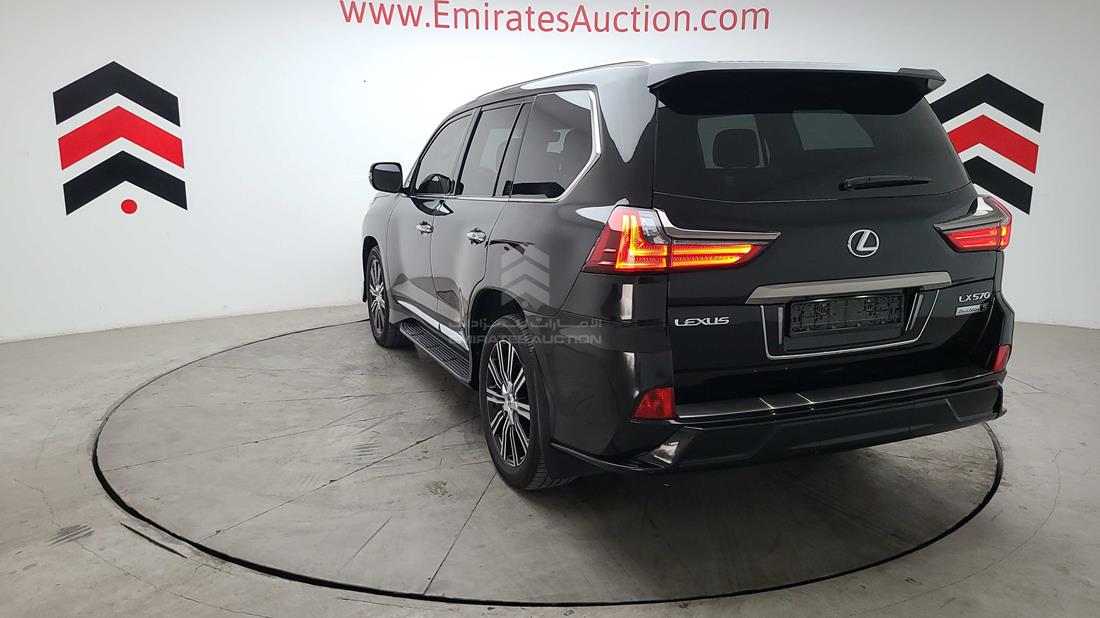 Photo 9 VIN: JTJHY00W5J4275645 - LEXUS LX 570 