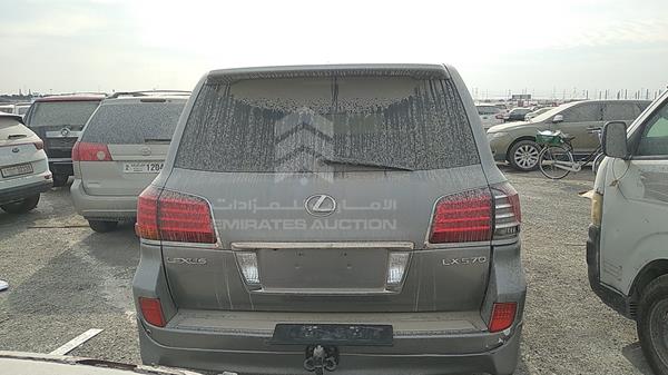 Photo 4 VIN: JTJHY00W6A4049582 - LEXUS LX 570 