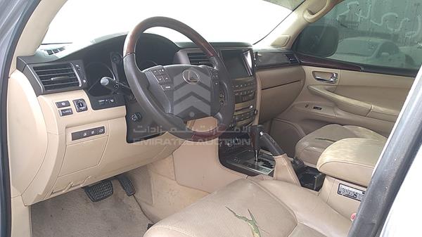 Photo 8 VIN: JTJHY00W6A4049582 - LEXUS LX 570 