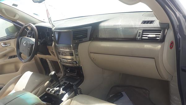 Photo 26 VIN: JTJHY00W7A4043189 - LEXUS LX 570 