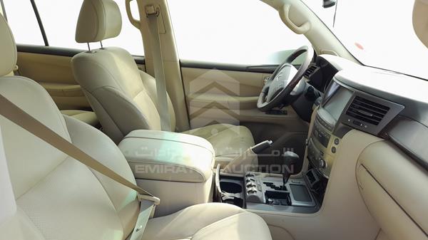 Photo 20 VIN: JTJHY00W7A4045556 - LEXUS LX 570 