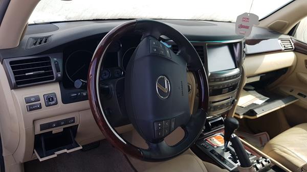 Photo 10 VIN: JTJHY00W8B4065980 - LEXUS LX 570 