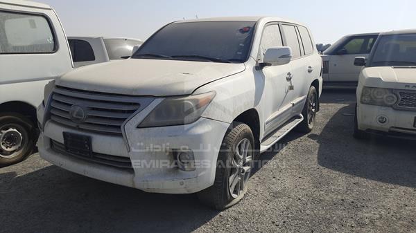 Photo 3 VIN: JTJHY00W9D4109942 - LEXUS LX 570 