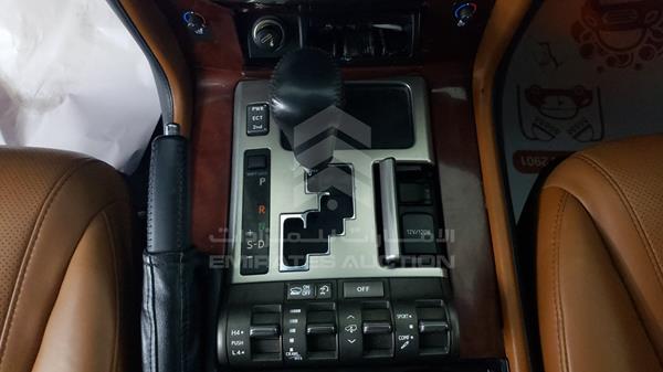 Photo 17 VIN: JTJHY00W9D4110573 - LEXUS LX 570 