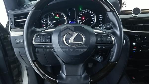 Photo 13 VIN: JTJHY00W9H4237300 - LEXUS LX 570 