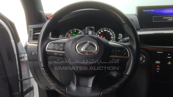 Photo 27 VIN: JTJHY00W9L4321187 - LEXUS LX 570 