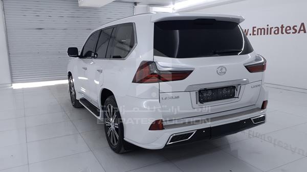 Photo 6 VIN: JTJHY00W9L4322226 - LEXUS LX 570 