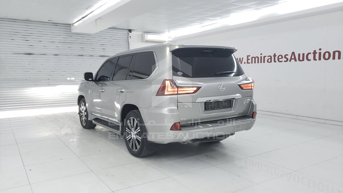 Photo 5 VIN: JTJHY00W9M4352084 - LEXUS LX 570 