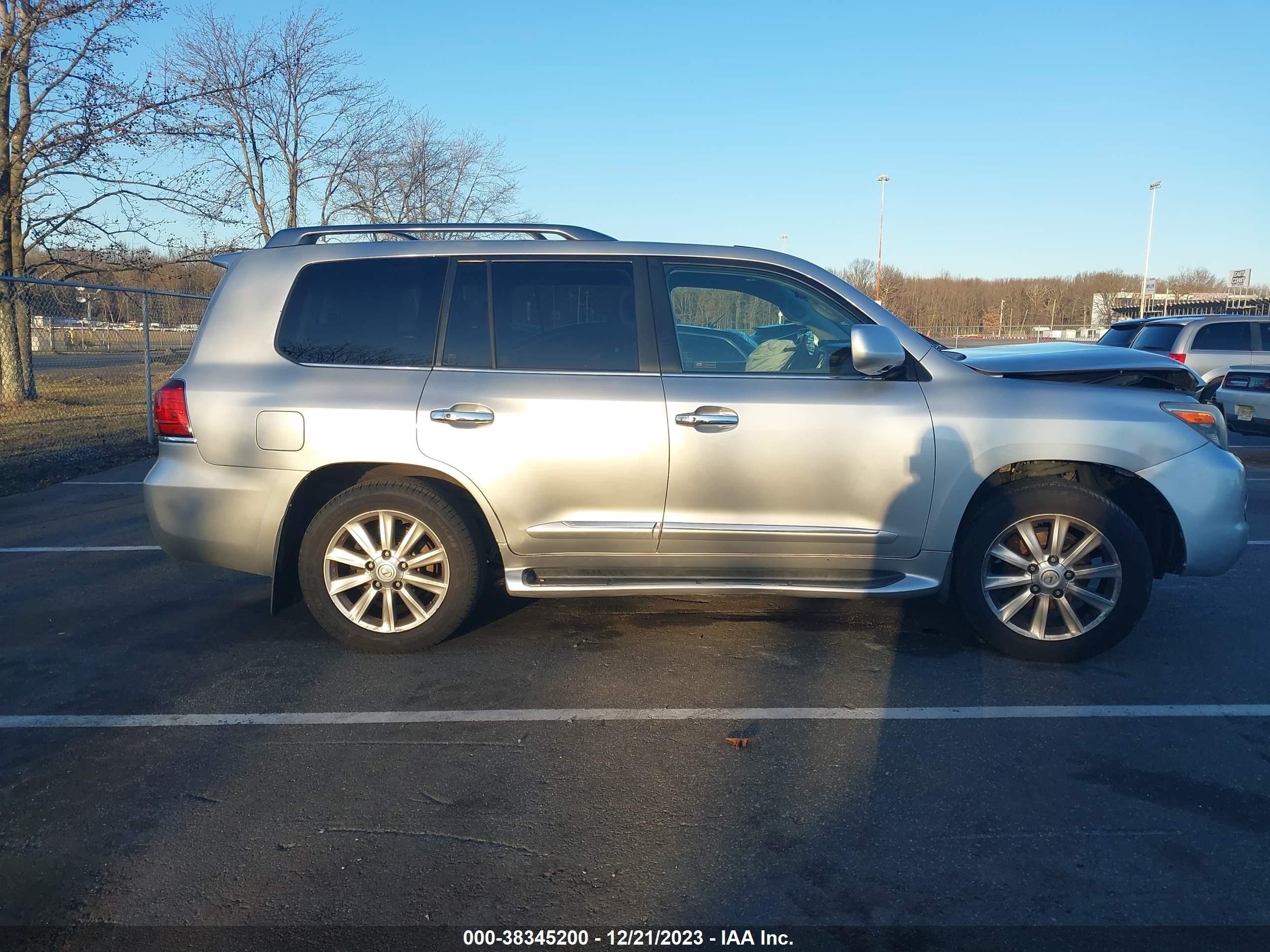 Photo 12 VIN: JTJHY00WX84014473 - LEXUS LX 