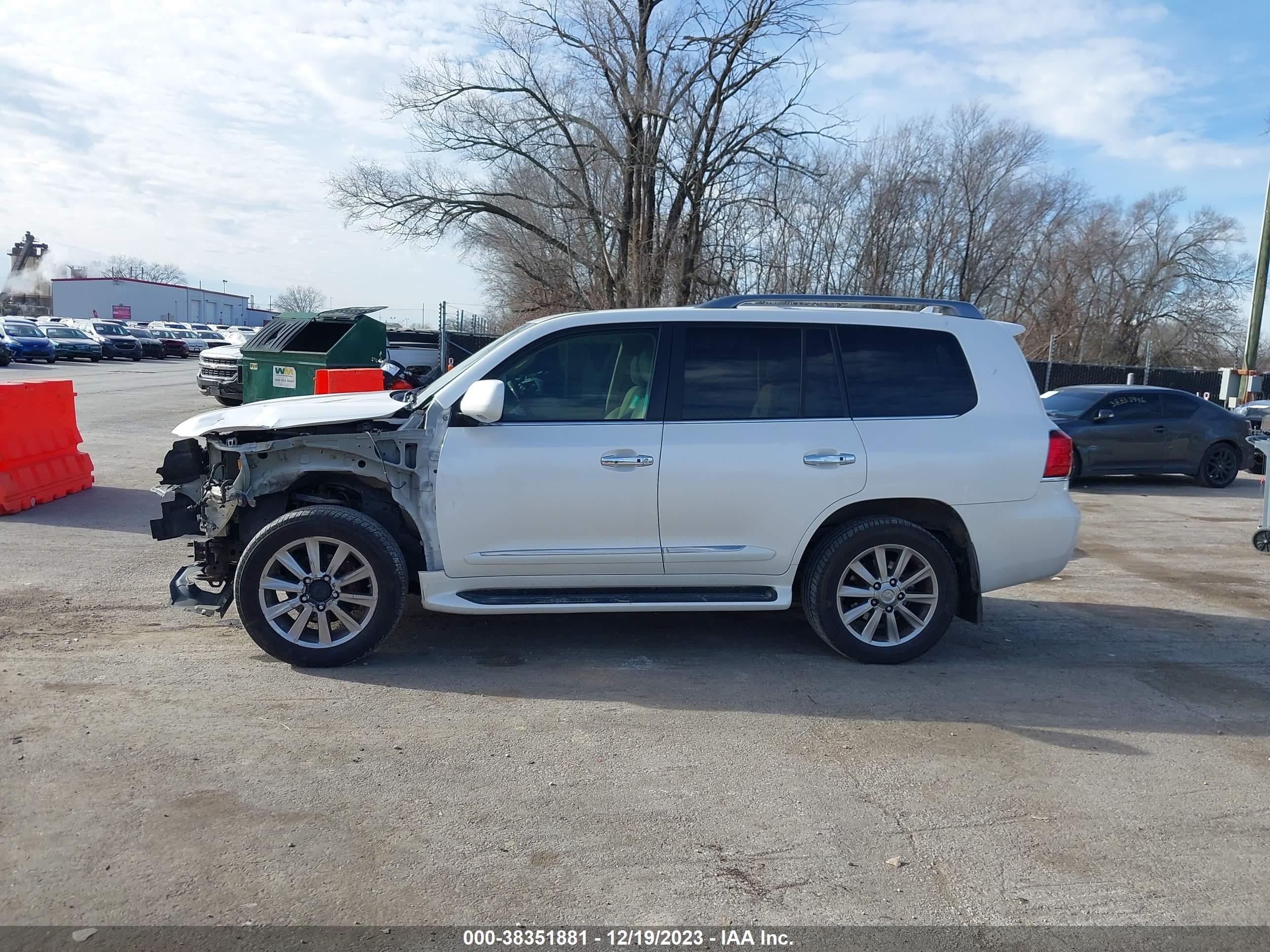 Photo 14 VIN: JTJHY00WX94032540 - LEXUS LX 