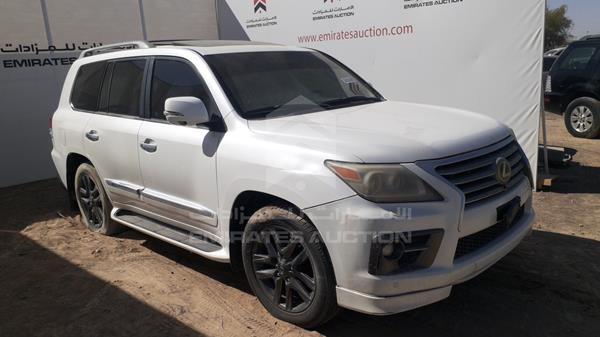 Photo 9 VIN: JTJHY00WXD4103373 - LEXUS LX 570 