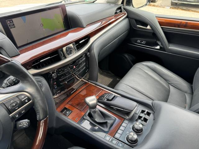 Photo 6 VIN: JTJHY7AX1K4306990 - LEXUS LX570 