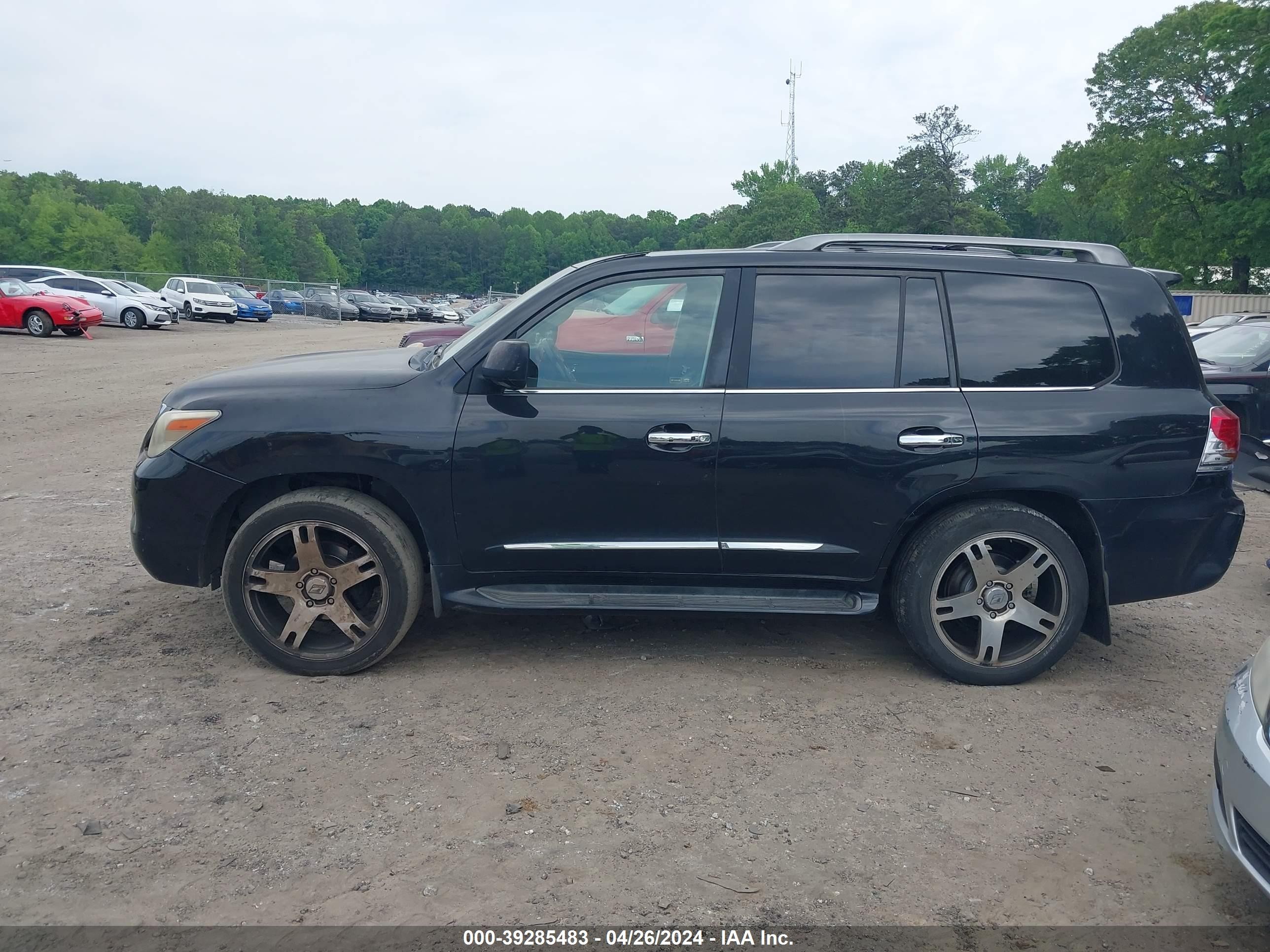 Photo 13 VIN: JTJHY7AX2A4036392 - LEXUS LX 