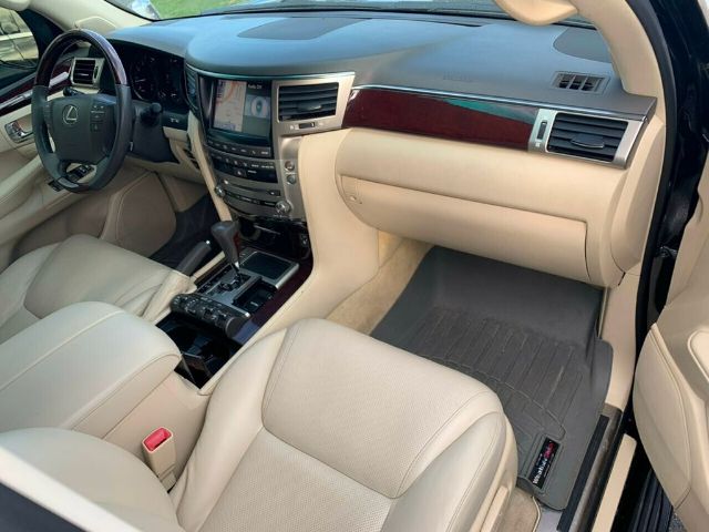 Photo 8 VIN: JTJHY7AX3E4143327 - LEXUS LX 570 