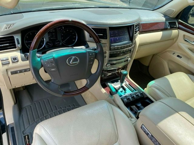 Photo 8 VIN: JTJHY7AX3E4143327 - LEXUS LX 570 