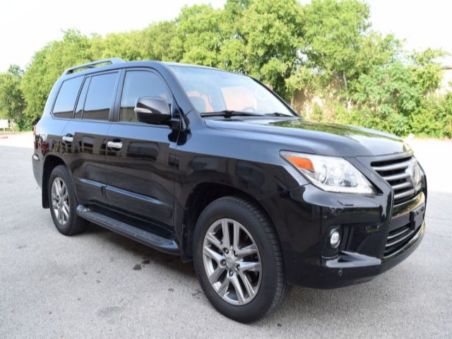 Photo 3 VIN: JTJHY7AX3E4151850 - LEXUS LX 570 