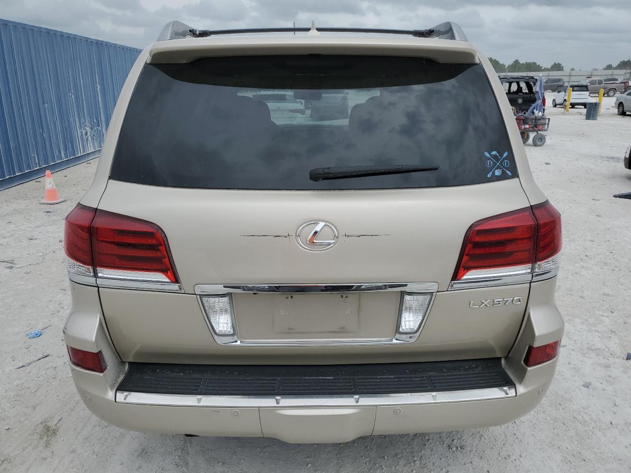 Photo 5 VIN: JTJHY7AX3F4179049 - LEXUS LX 