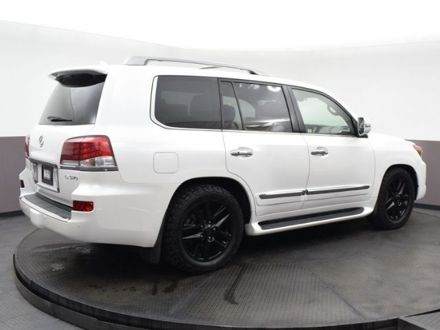 Photo 6 VIN: JTJHY7AX4E4135804 - LEXUS LX 570 