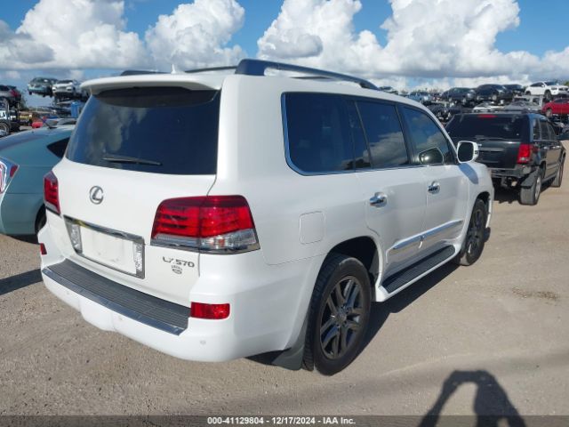 Photo 3 VIN: JTJHY7AX4F4172532 - LEXUS LX 