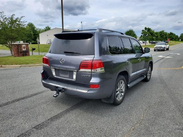 Photo 4 VIN: JTJHY7AX4F4184518 - LEXUS LX 570 