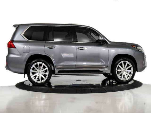 Photo 4 VIN: JTJHY7AX4H4223434 - LEXUS LX 