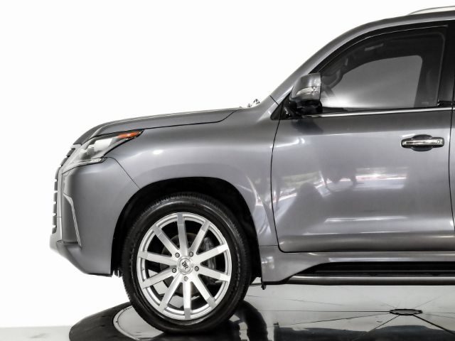 Photo 9 VIN: JTJHY7AX4H4223434 - LEXUS LX 