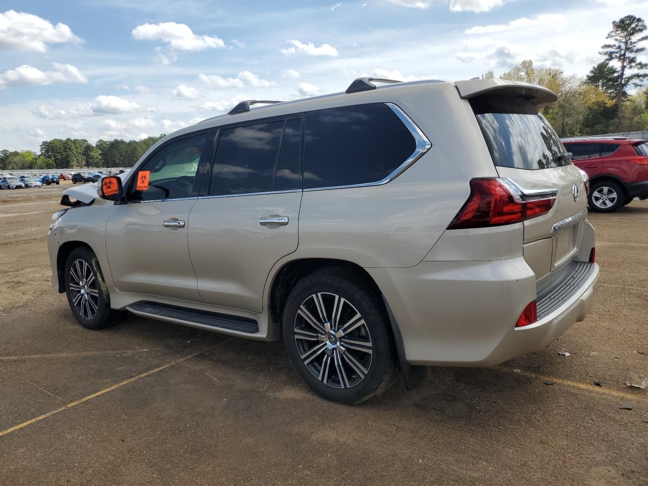 Photo 1 VIN: JTJHY7AX4J4254270 - LEXUS LX 