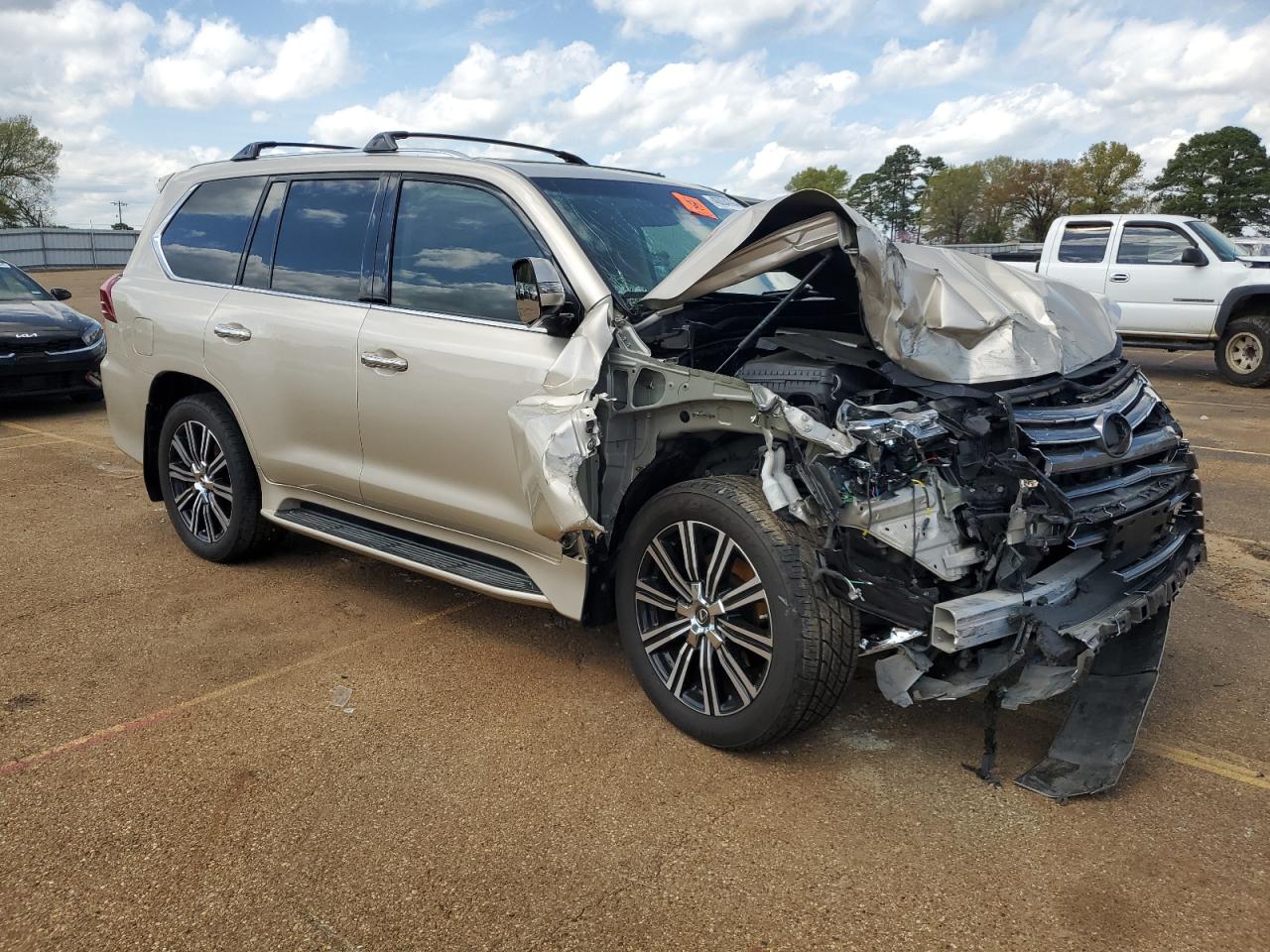 Photo 3 VIN: JTJHY7AX4J4254270 - LEXUS LX 