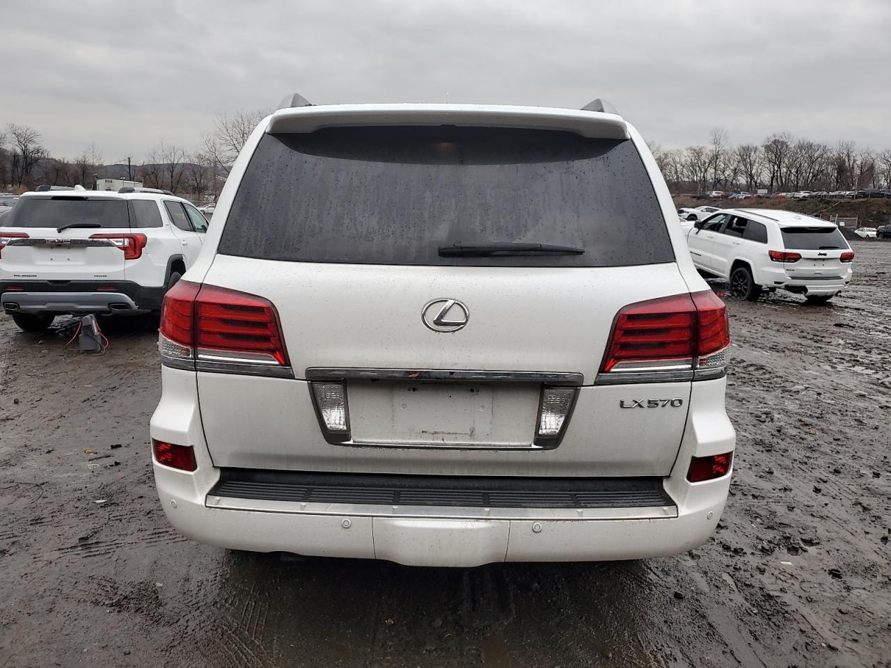 Photo 5 VIN: JTJHY7AX5E4160999 - LEXUS LX 