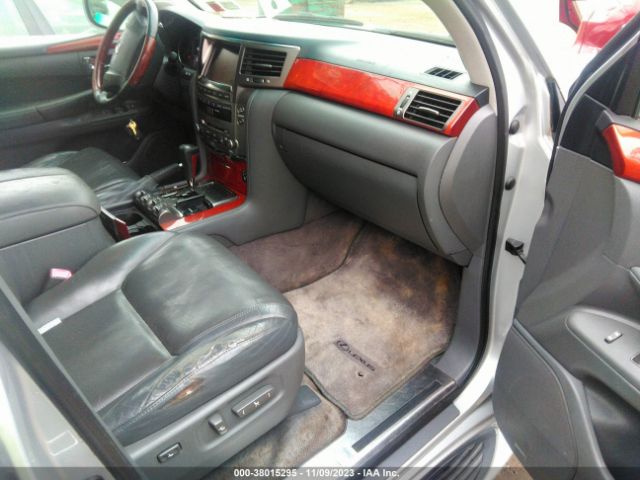 Photo 4 VIN: JTJHY7AX6A4040753 - LEXUS LX 570 