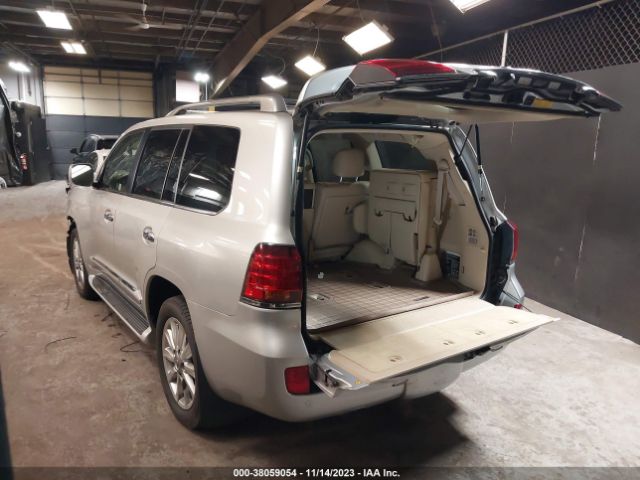 Photo 2 VIN: JTJHY7AX6B4078579 - LEXUS LX 570 