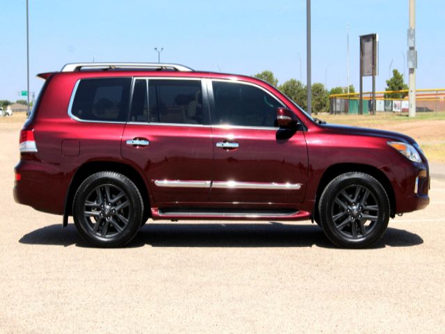 Photo 2 VIN: JTJHY7AX6E4137456 - LEXUS LX 570 