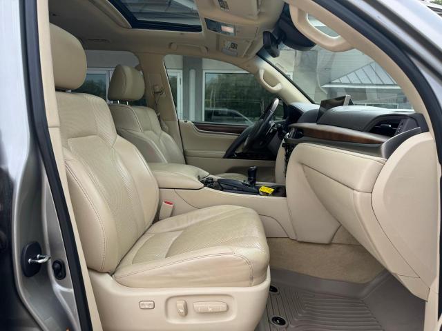 Photo 4 VIN: JTJHY7AX6K4291922 - LEXUS LX 570 