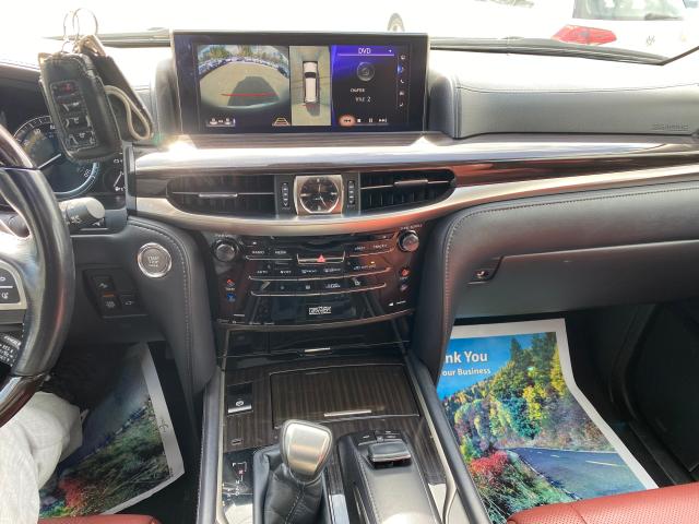 Photo 9 VIN: JTJHY7AX8H4243623 - LEXUS LX 570 