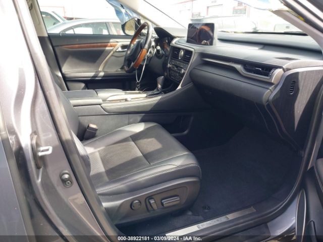 Photo 4 VIN: JTJHZKEA1L2018356 - LEXUS RX 350L 