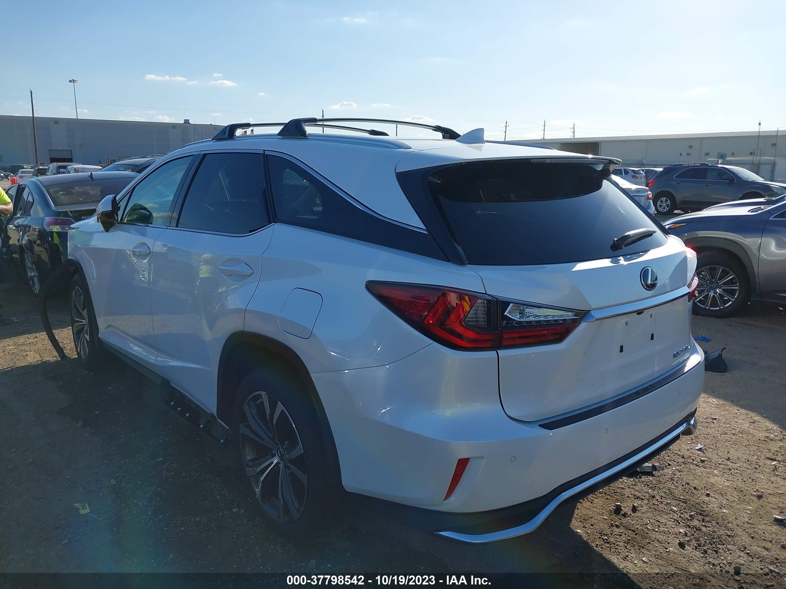 Photo 2 VIN: JTJHZKEA5N2028634 - LEXUS RX 