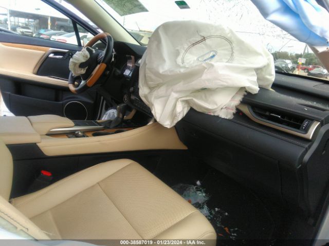 Photo 4 VIN: JTJHZKEA9N2026241 - LEXUS RX 350L 