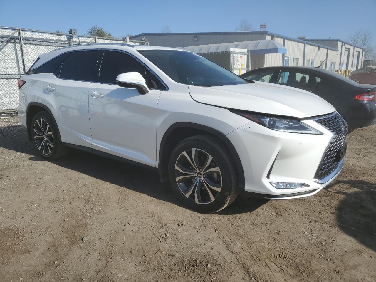 Photo 3 VIN: JTJHZKFA2N2037807 - LEXUS RX 