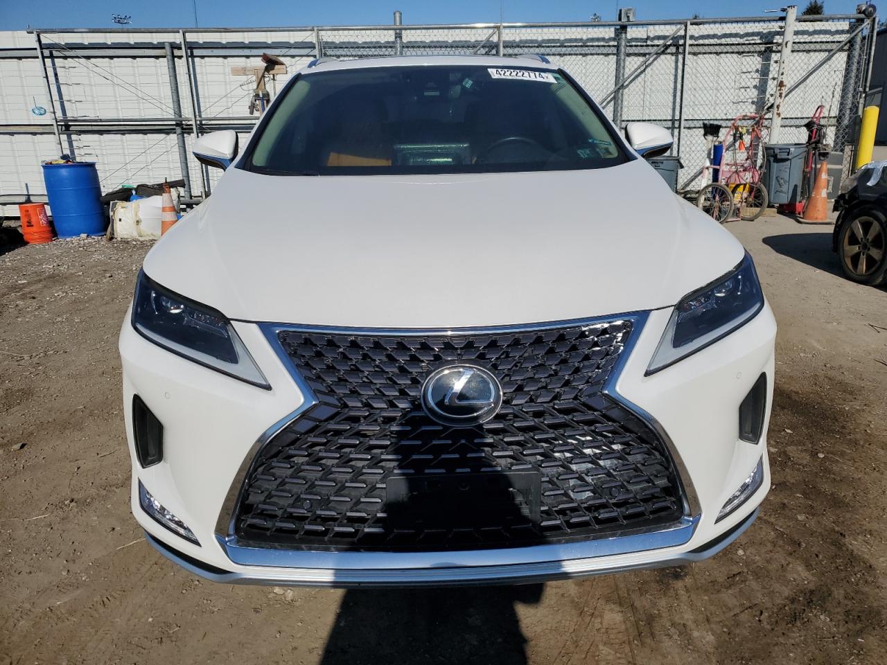 Photo 4 VIN: JTJHZKFA2N2037807 - LEXUS RX 