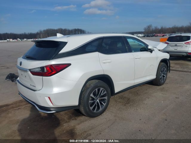 Photo 3 VIN: JTJHZKFA3M2033831 - LEXUS RX 