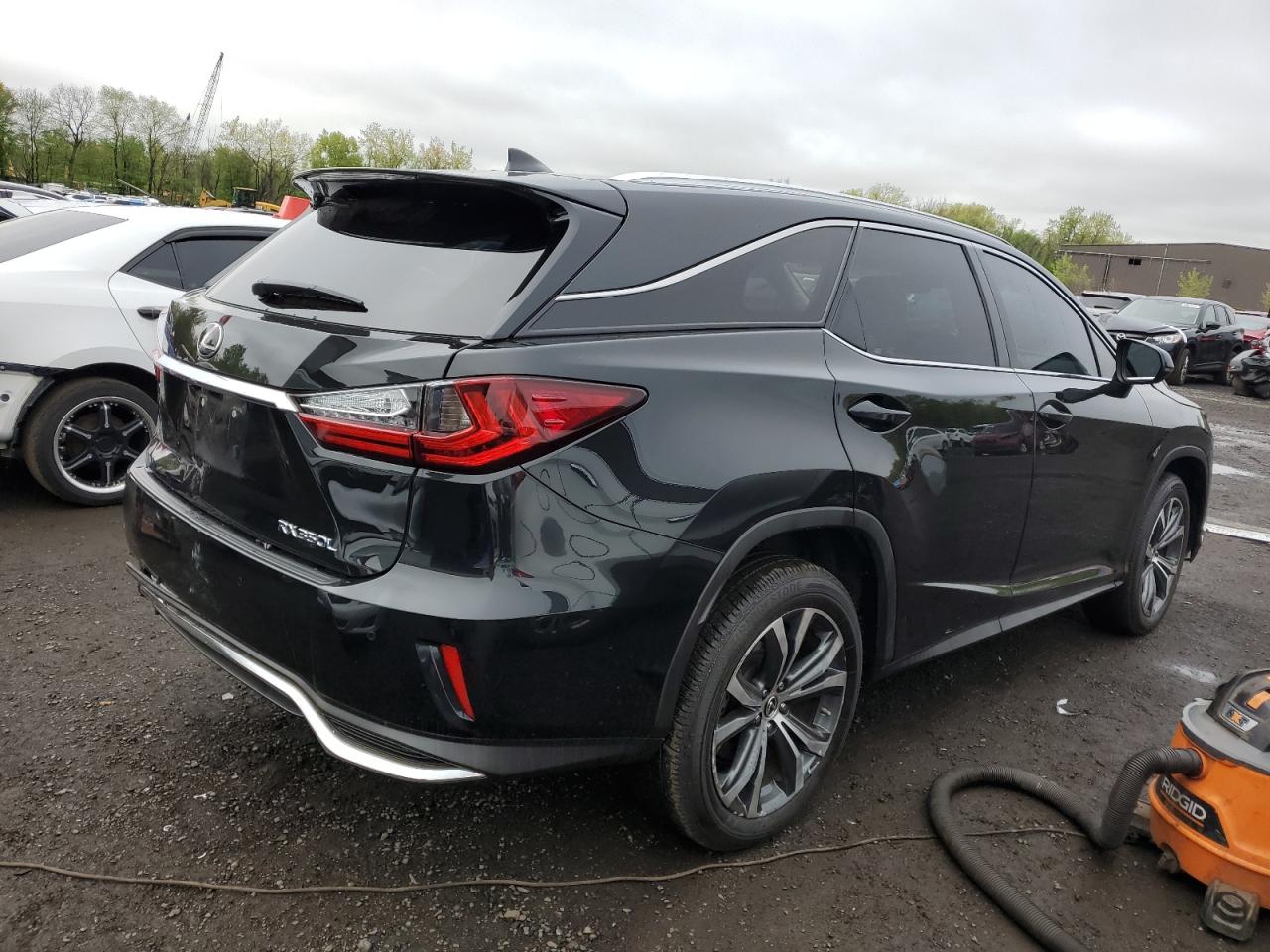 Photo 2 VIN: JTJHZKFA9N2039778 - LEXUS RX 