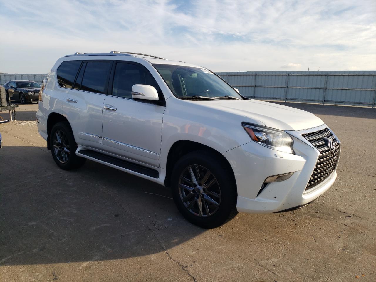 Photo 3 VIN: JTJJM7FX6F5101123 - LEXUS GX 