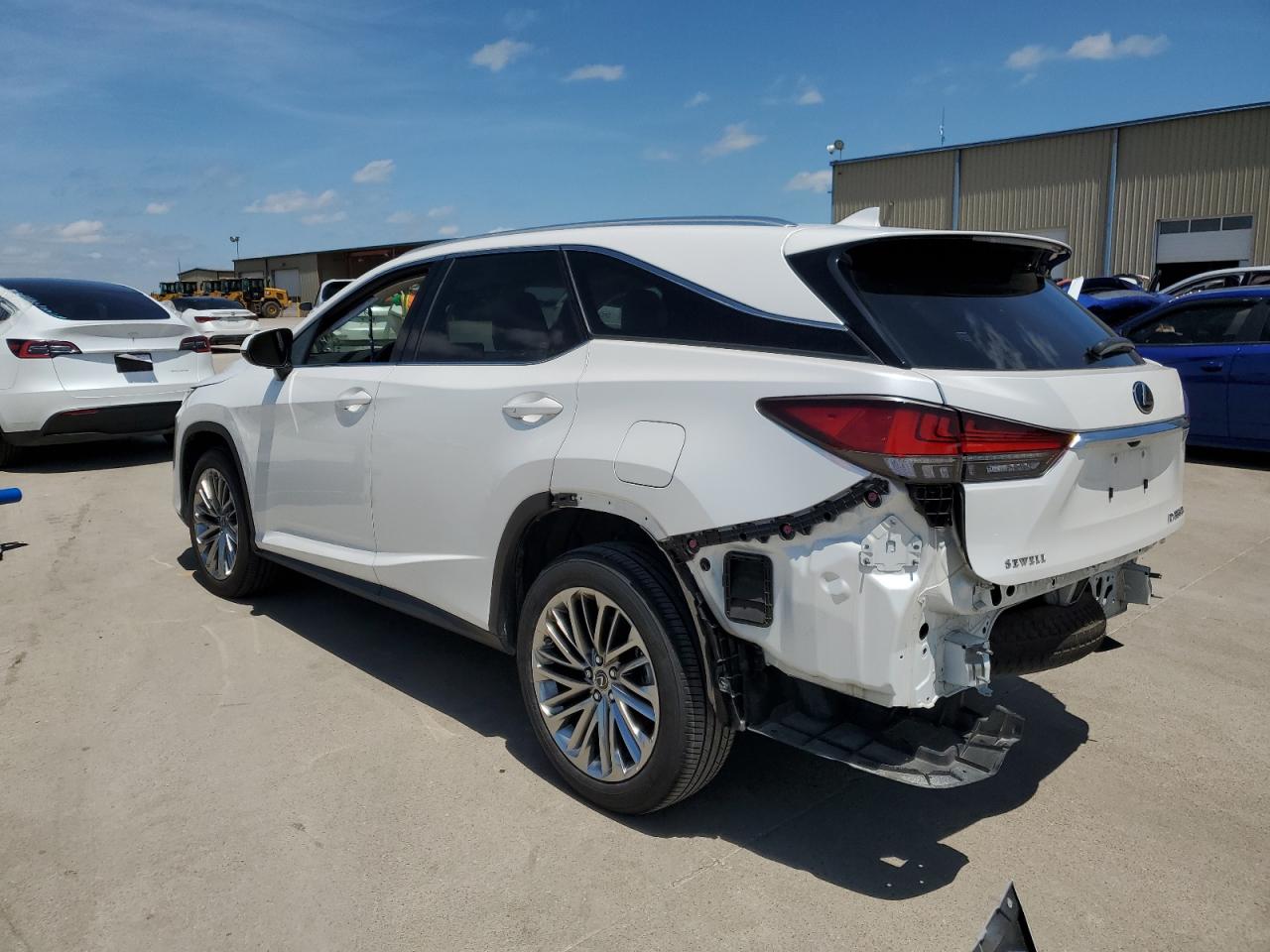 Photo 1 VIN: JTJJZKEA1N2024081 - LEXUS RX 