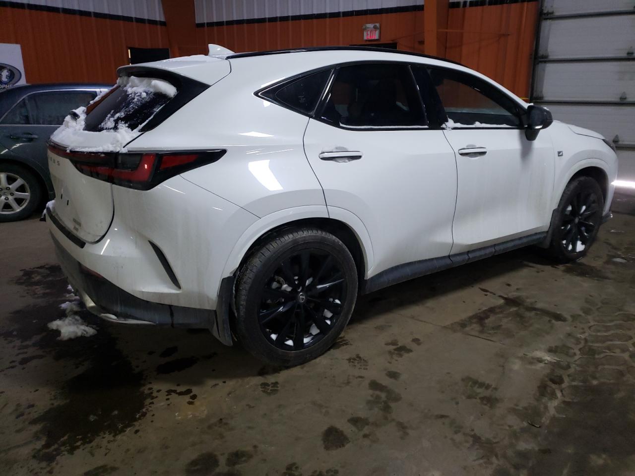 Photo 2 VIN: JTJKGCEZ0N5002593 - LEXUS NX 