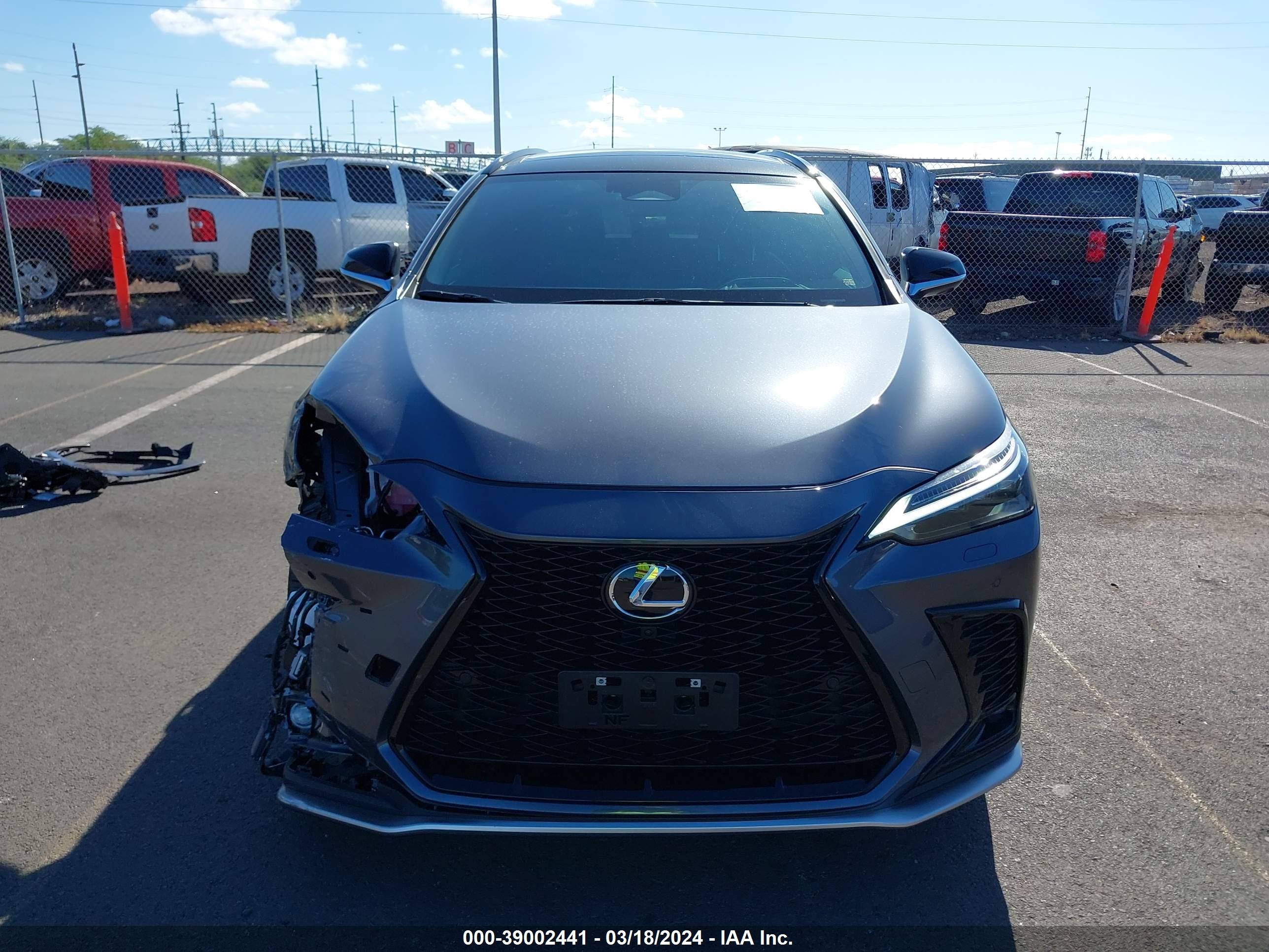 Photo 12 VIN: JTJKGCEZ9R2012725 - LEXUS NX 