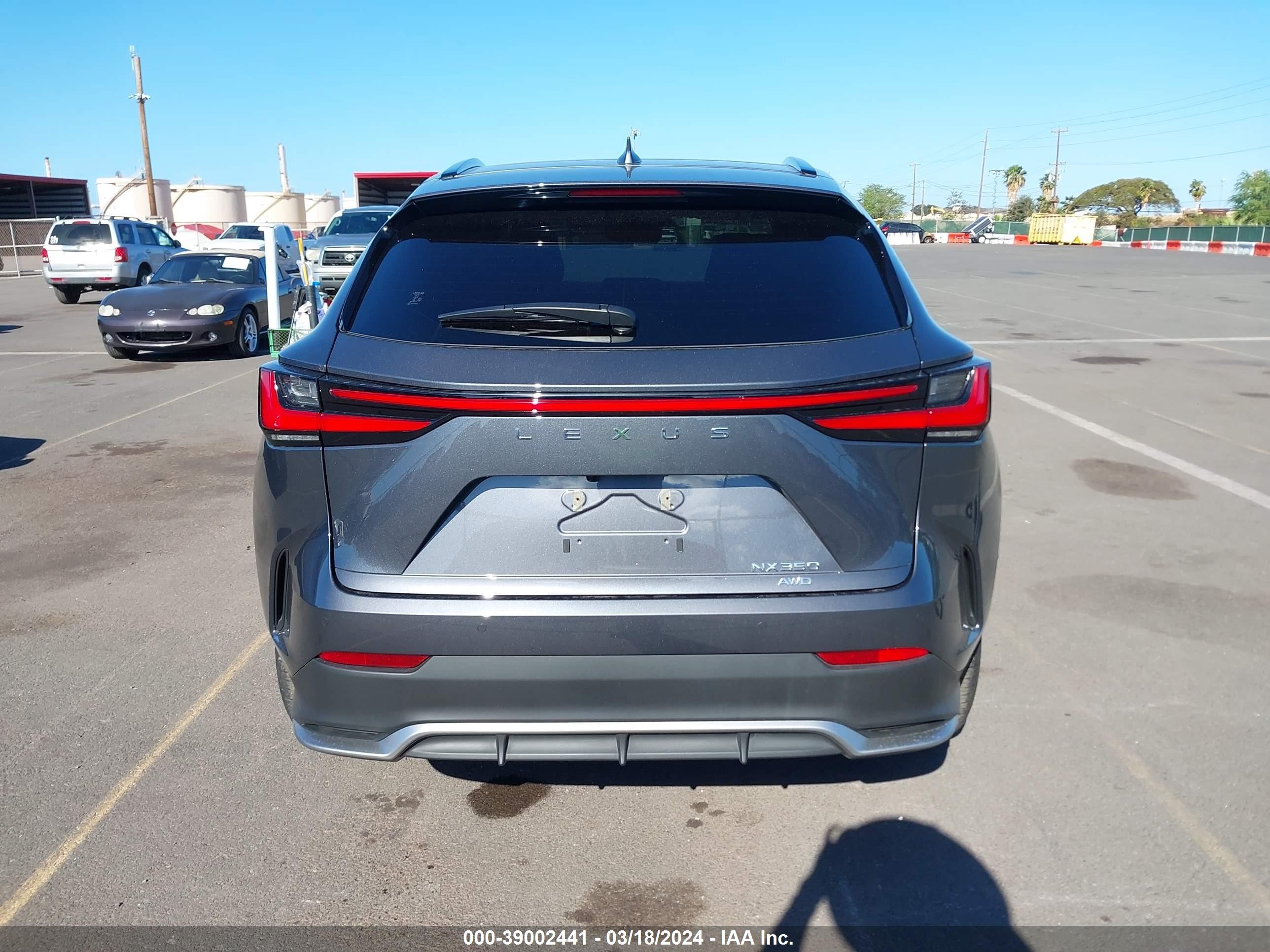 Photo 16 VIN: JTJKGCEZ9R2012725 - LEXUS NX 