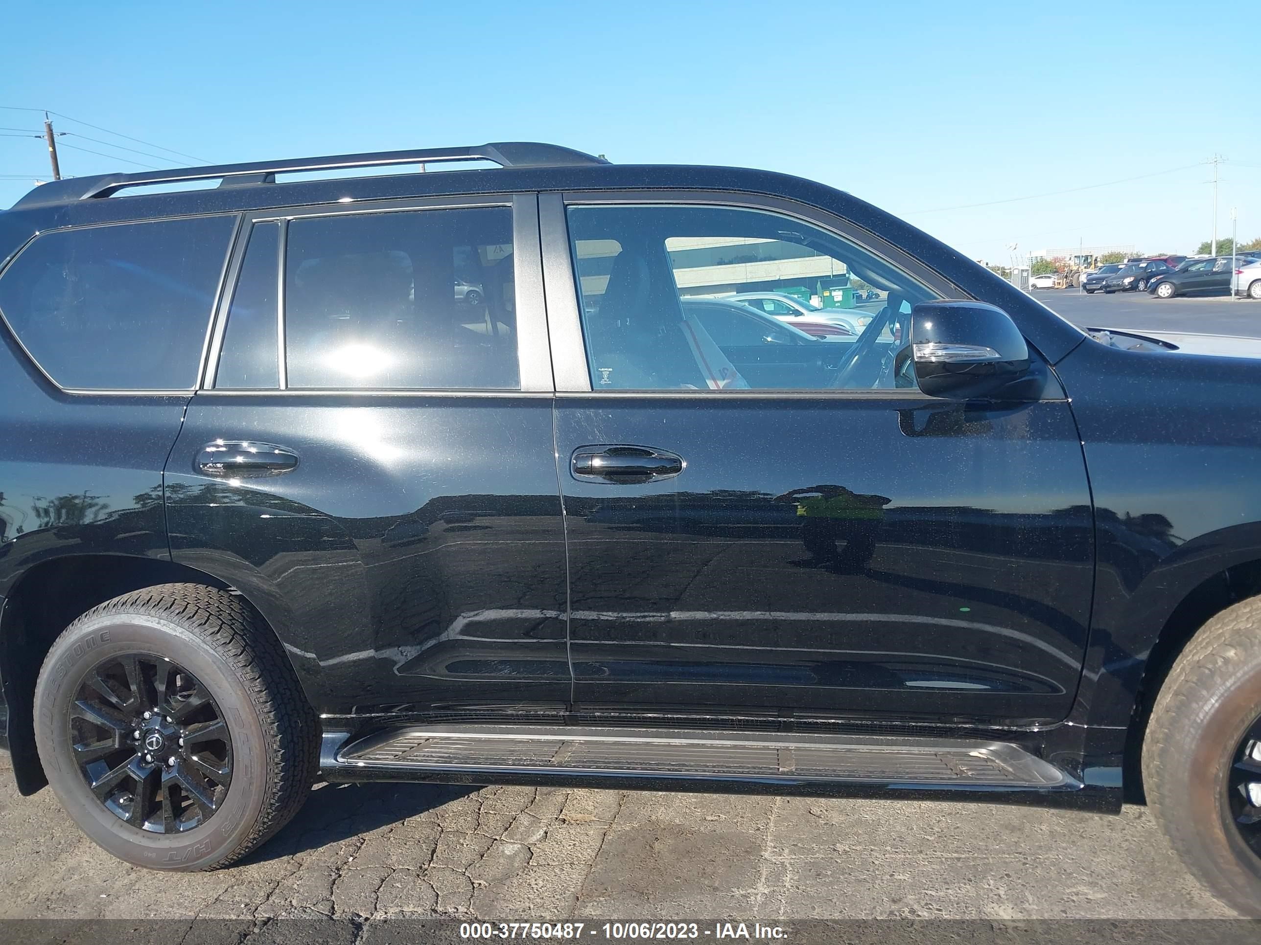 Photo 12 VIN: JTJKM7BX2N5309458 - LEXUS GX 