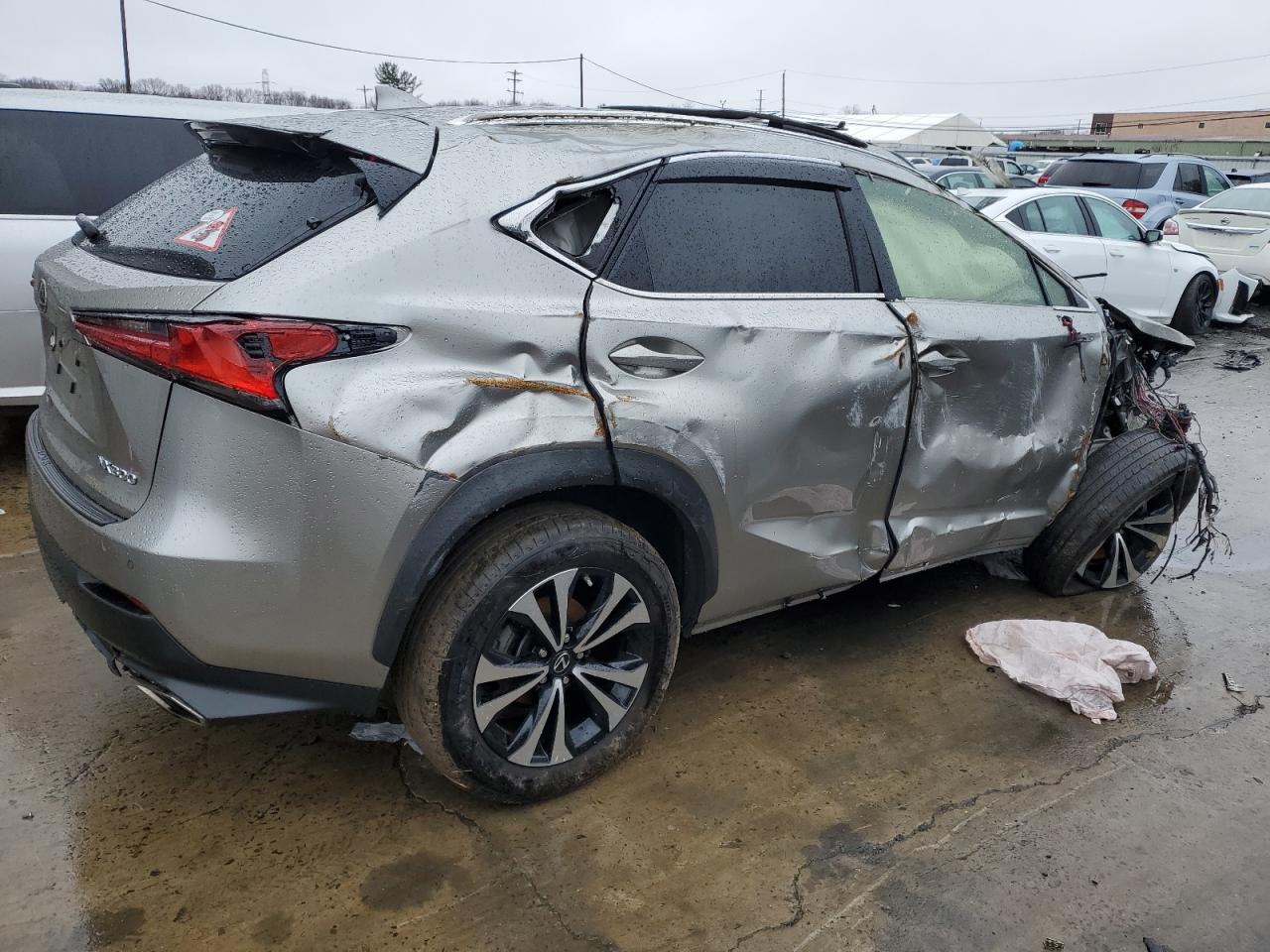 Photo 2 VIN: JTJSARDZ1M2262877 - LEXUS NX 