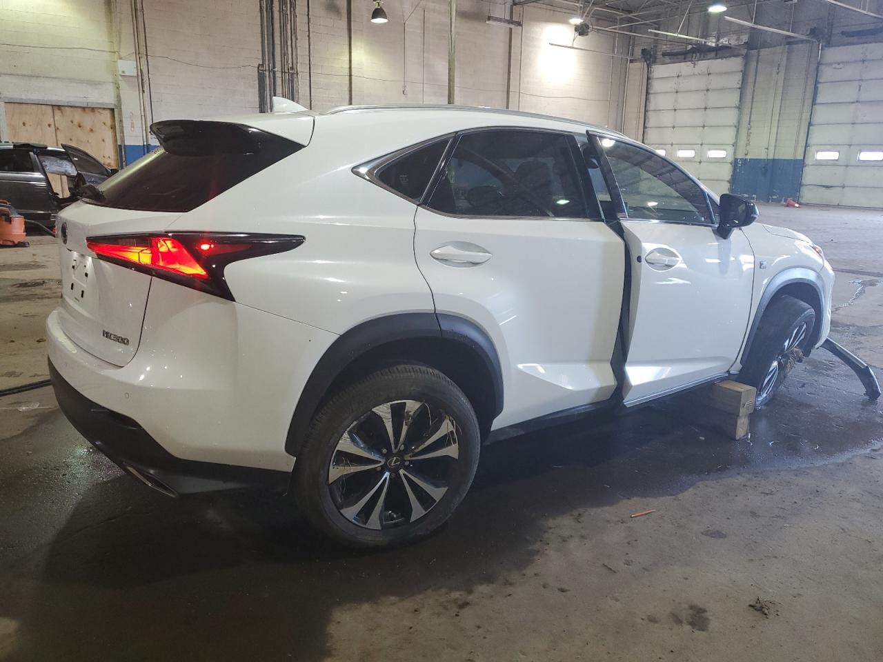 Photo 2 VIN: JTJSARDZ3L5016054 - LEXUS NX 