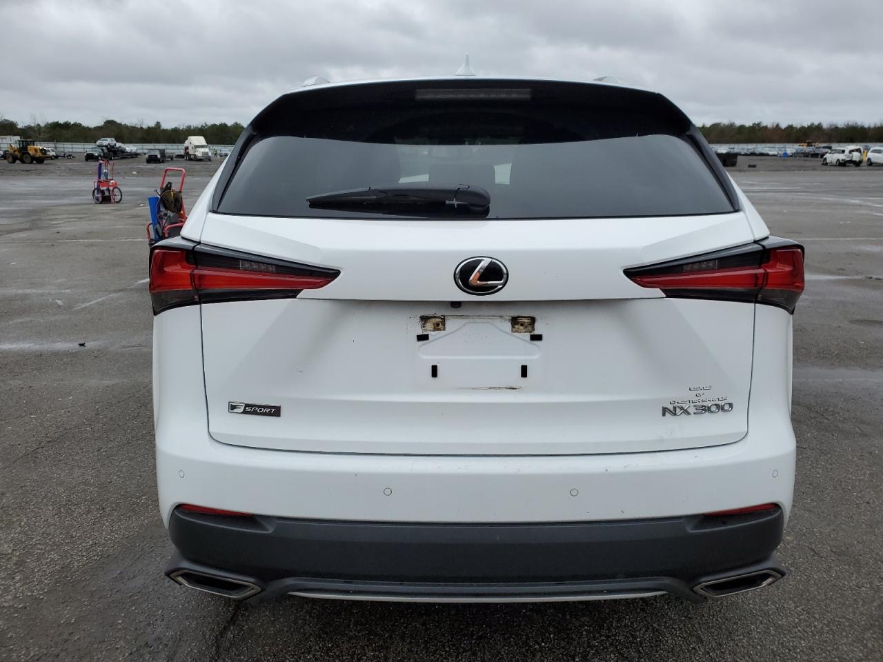 Photo 5 VIN: JTJSARDZ4M5022849 - LEXUS NX 